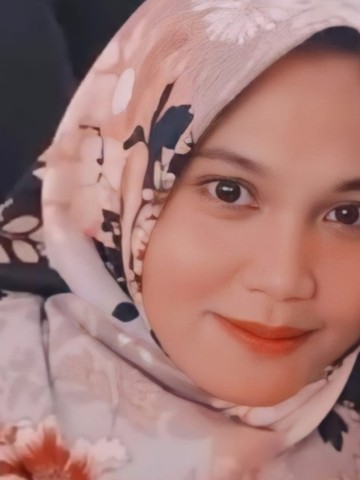 Nunung Parwati, S.Pd
