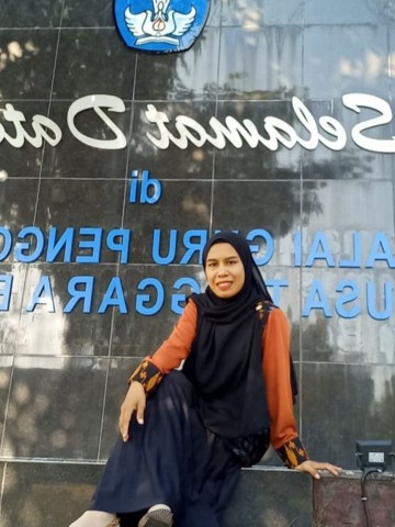 Ika Perdana Yani, S.Pd