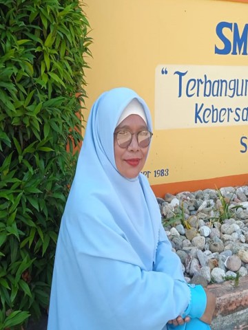 Astuti, S.Pd