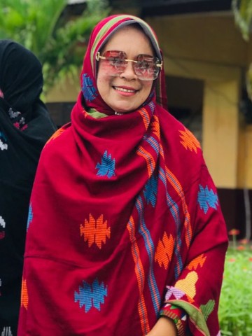 Titin Sumiatin, S.Pd
